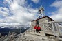 GC134E Sulphur Mountain, Canada Day fejres ved Cosmic Ray Station på toppen af Sulphur Mountain, Banff, Alberta, Canada, 1. juli 2011.